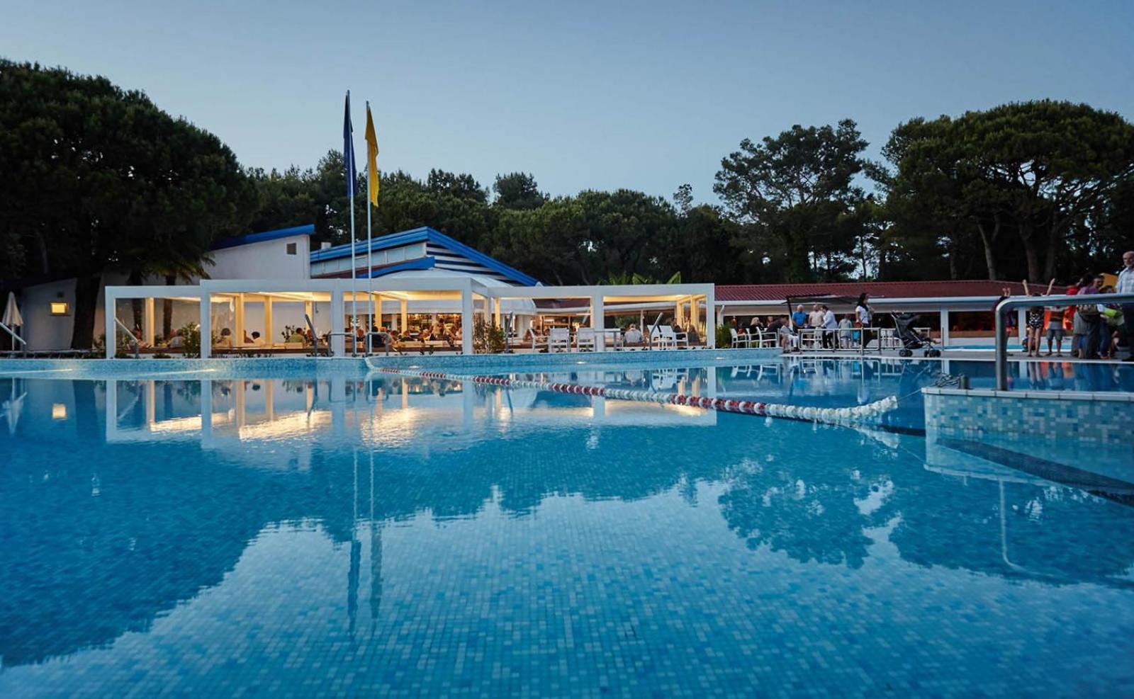 Dei Fiori Camping Village Кавалино-Трепорти Екстериор снимка